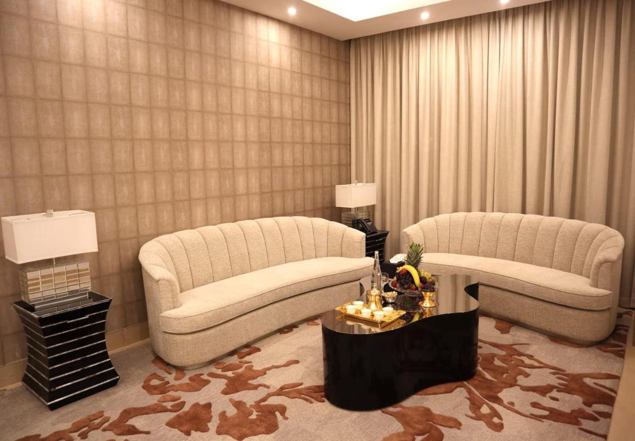 Sarwat Park Hotel Riyadh - Diplomatic Quarter Экстерьер фото