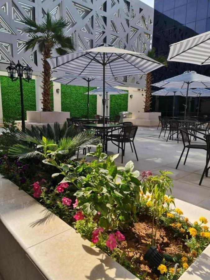 Sarwat Park Hotel Riyadh - Diplomatic Quarter Экстерьер фото
