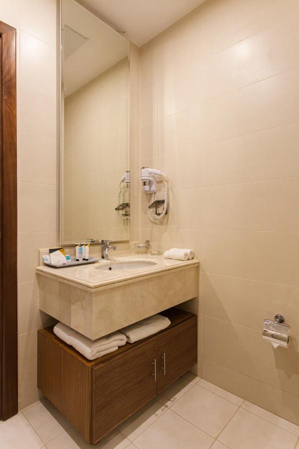 Sarwat Park Hotel Riyadh - Diplomatic Quarter Экстерьер фото