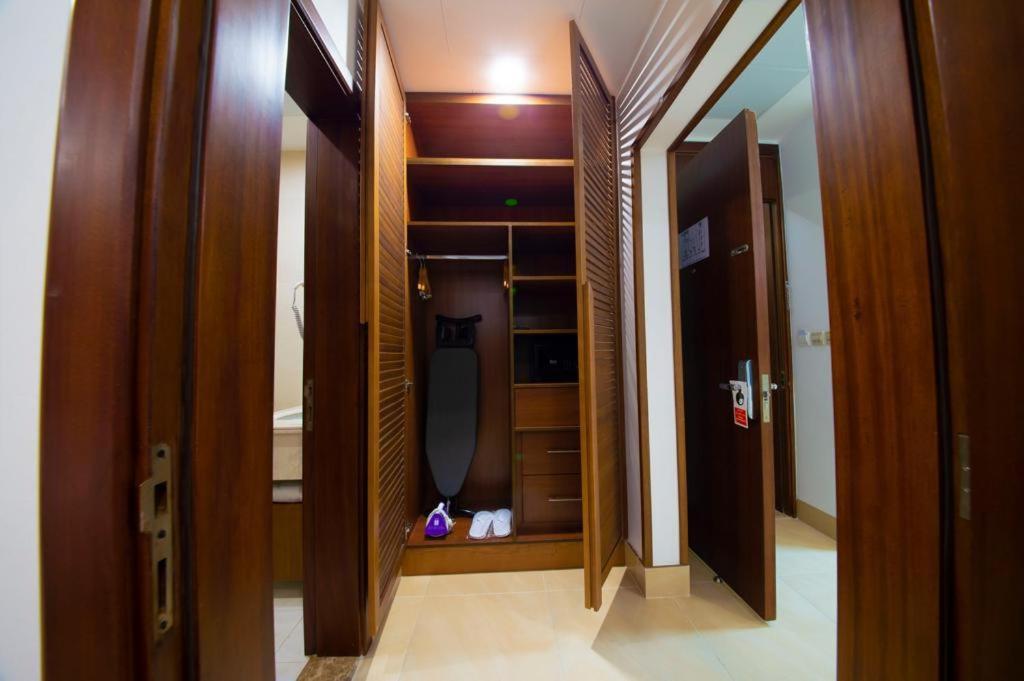 Sarwat Park Hotel Riyadh - Diplomatic Quarter Экстерьер фото