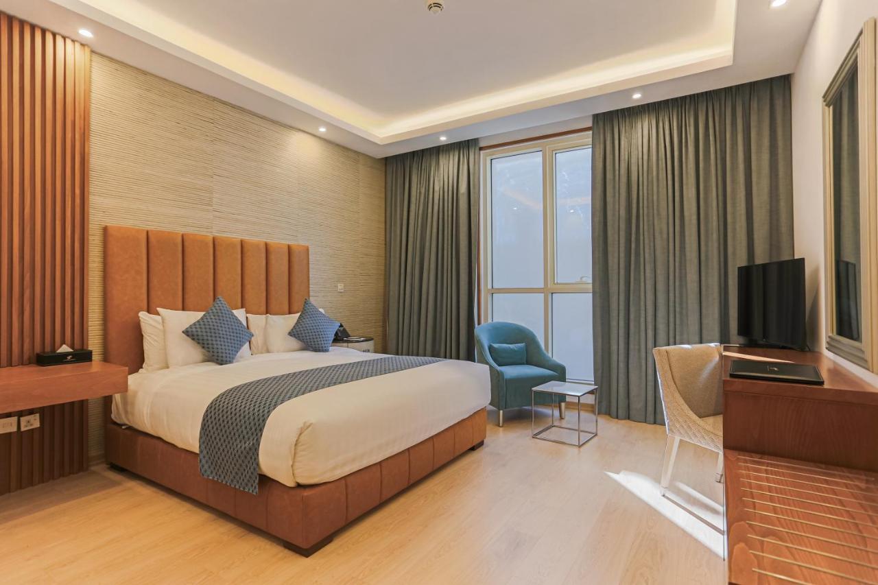 Sarwat Park Hotel Riyadh - Diplomatic Quarter Экстерьер фото